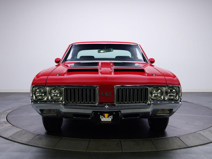  Oldsmobile 442 W-30 Holiday Coupe 1970 года  (фото 21 из 26)